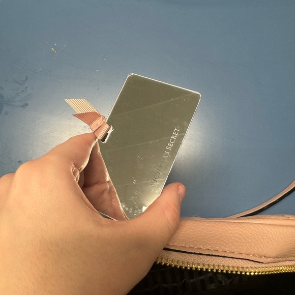 Pink Quilted Crossbody Bag - Picture 4 of 5